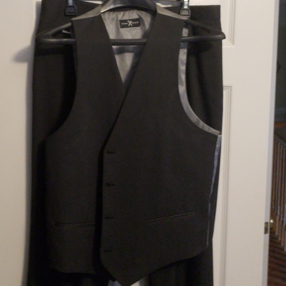 Mens Marc ecko 3 piece suit - Picture 3 of 7
